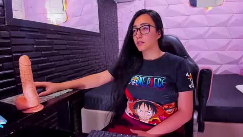 Queen online show from March 7, 7:49 pm