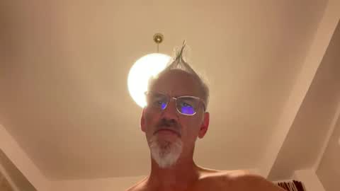 Snapshot of jewlronny chatting on February 4, 5:55 pm jewlronny online show from February 4, 5:55 pm