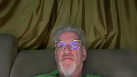 Snapshot of jewlronny chatting on February 23, 7:17 pm jewlronny online show from February 23, 7:17 pm