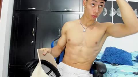 Snapshot of jey_cox23 chatting on September 16, 12:07 pm jey cox online show from September 16, 12:07 pm