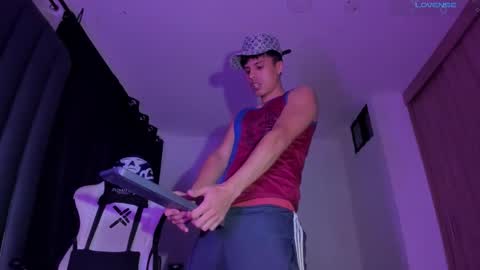 Jeyden Camilo online show from February 4, 11:30 pm