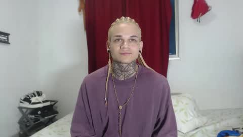 Snapshot of jeykob_23 chatting on December 27, 5:52 am JEYKOB online show from December 27, 5:52 am