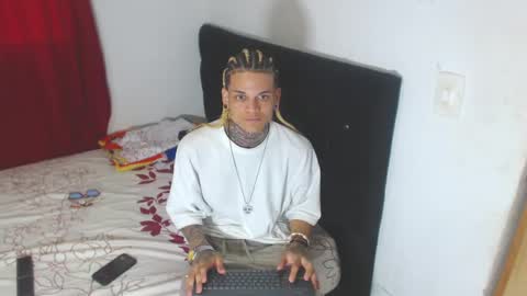 Snapshot of jeykob_23 chatting on February 16, 3:16 pm JEYKOB online show from February 16, 3:16 pm