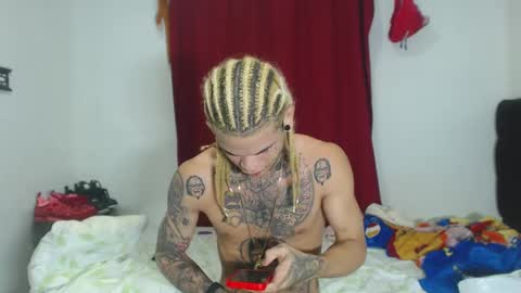 Snapshot of jeykob_23 chatting on January 10, 8:29 am JEYKOB online show from January 10, 8:29 am