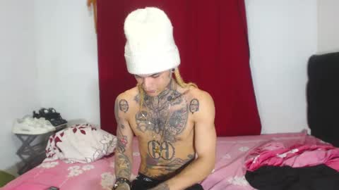 Snapshot of jeykob_23 chatting on January 29, 3:22 am JEYKOB online show from January 29, 3:22 am