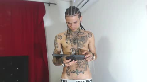 Snapshot of jeykob_23 chatting on February 21, 10:48 pm JEYKOB online show from February 21, 10:48 pm