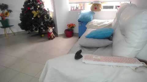 Camila online show from December 21, 12:22 pm