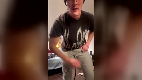 jfrcarleton online show from February 4, 1:09 am