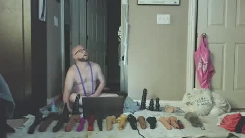 Snapshot of jghosty69 chatting on December 30, 12:11 am Nasty Cumslut online show from December 30, 12:11 am