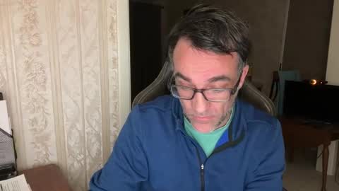 jglisson83 online show from December 18, 5:36 am