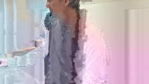 James online show from April 1, 11:44 am