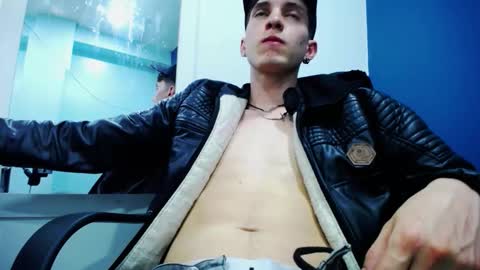 Jheampiero online show from November 30, 2:46 pm