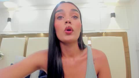 Jhoana  online show from October 11, 9:07 pm