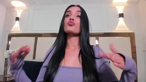 Jhoana  online show from October 20, 6:46 pm