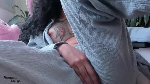  Jhoanna Largo  online show from April 6, 5:25 pm