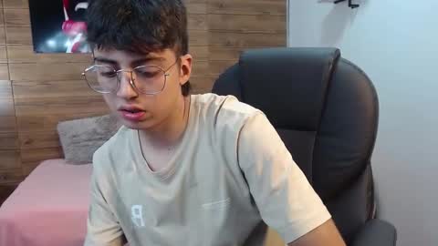 Jhoel online show from September 29, 7:46 pm