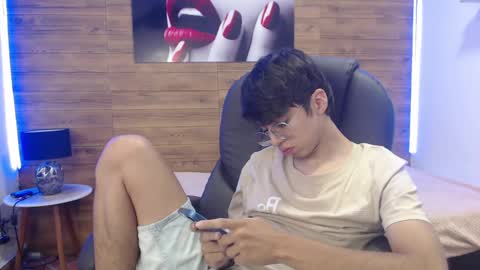 Snapshot of jhoellx chatting on February 21, 1:22 pm Jhoel online show from February 21, 1:22 pm