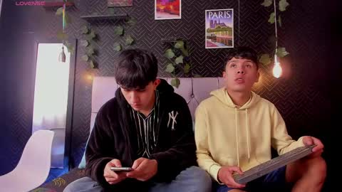 Jake y Troy online show from May 16, 7:23 pm