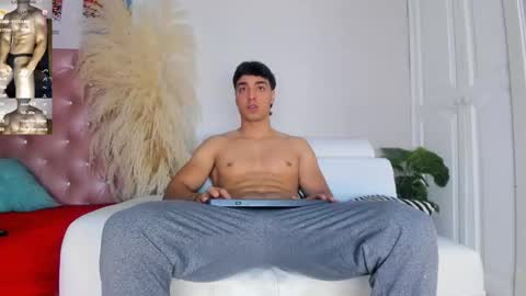 jhonaldsw online show from March 10, 12:38 pm