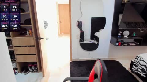 jhonaldsw online show from October 7, 2:02 pm