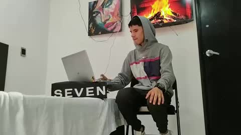 jhon online show from February 25, 4:57 pm