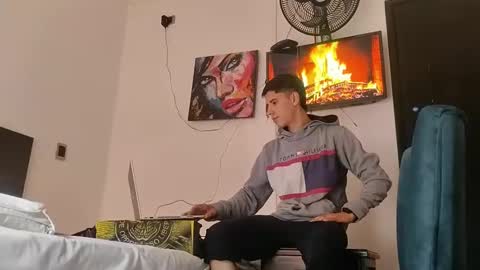 jhon online show from January 4, 3:07 pm