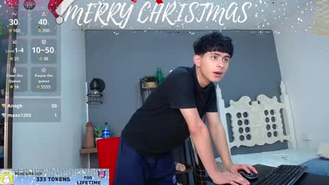 Snapshot of jhonny_blake_ chatting on December 24, 4:08 pm JHONNATHAN online show from December 24, 4:08 pm