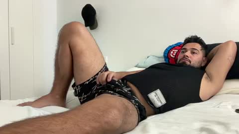 jhonny_jey online show from August 1, 7:54 am