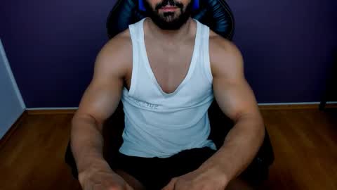 Snapshot of jhonnyboy007 chatting on December 7, 5:43 am Black Diamond online show from December 7, 5:43 am