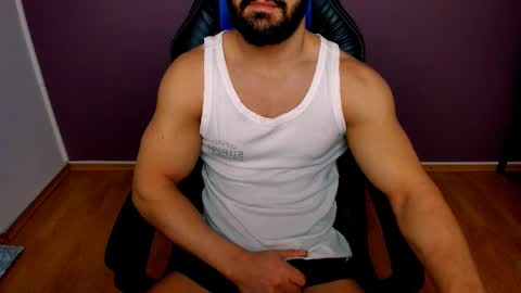 Snapshot of jhonnyboy007 chatting on January 7, 6:48 am Black Diamond online show from January 7, 6:48 am
