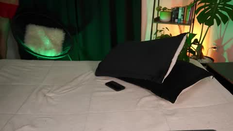 Snapshot of jhonnyx_ chatting on September 19, 4:38 am Jhonny online show from September 19, 4:38 am