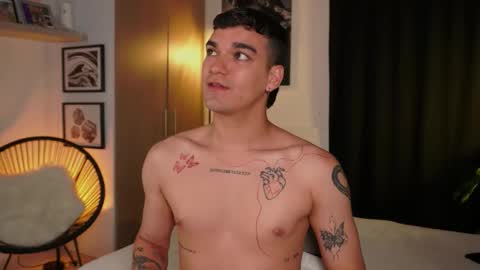 Jhonny  online show from March 19, 12:49 am