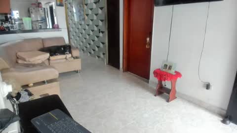 jh online show from October 8, 8:15 pm