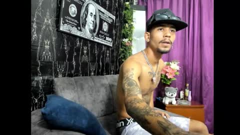 jhonson821 online show from November 18, 10:07 am