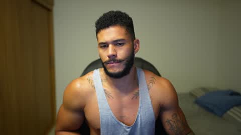   IG jhony serna  IG Personal jonathanserna88 online show from December 18, 4:31 am