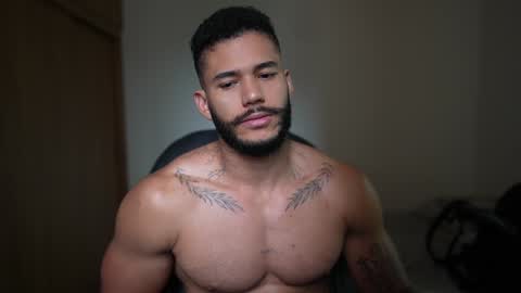   IG jhony serna  IG Personal jonathanserna88 online show from December 28, 10:13 pm