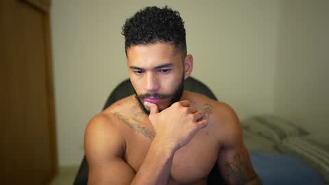   IG jhony serna  IG Personal jonathanserna88 online show from December 17, 6:02 am