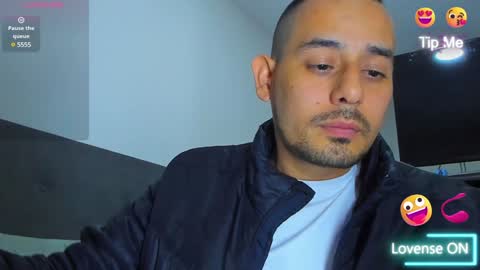 Snapshot of jhonyalzate chatting on February 4, 11:59 pm Jhony Alzate online show from February 4, 11:59 pm