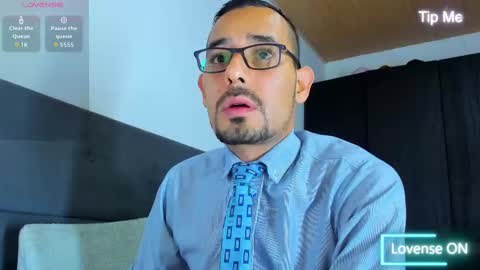 Snapshot of jhonyalzate chatting on September 19, 5:22 am Jhony Alzate online show from September 19, 5:22 am