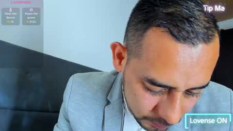 Snapshot of jhonyalzate chatting on September 18, 2:48 am Jhony Alzate online show from September 18, 2:48 am