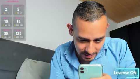 Jhony Alzate online show from March 9, 1:43 am