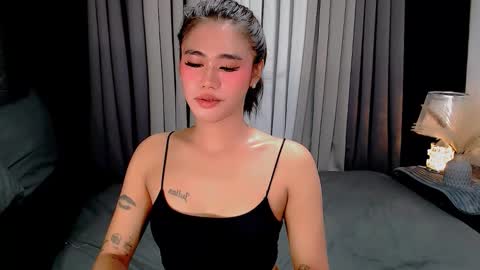 julie online show from October 12, 7:34 am