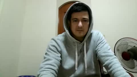 jhwozy online show from November 23, 1:42 pm