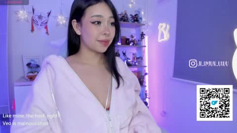 Snapshot of ji_hyun chatting on February 28, 4:21 am Ji online show from February 28, 4:21 am