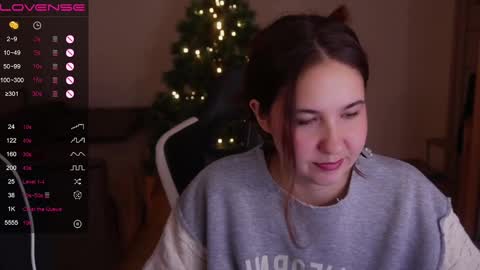 jia_lisaa online show from December 3, 2:44 pm