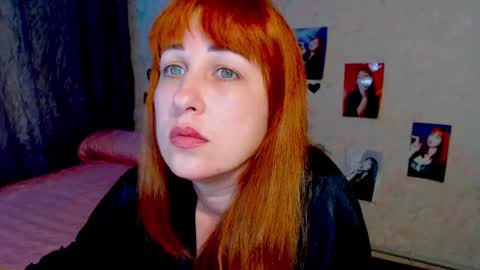 Snapshot of jillstevens chatting on March 10, 1:00 pm jillstevens online show from March 10, 1:00 pm