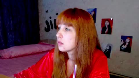 Snapshot of jillstevens chatting on February 12, 1:30 am jillstevens online show from February 12, 1:30 am