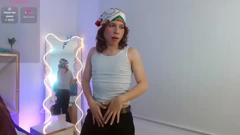 Hi Im Jim online show from October 15, 8:42 pm