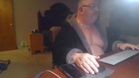 jimbfire18 online show from May 8, 2:17 am