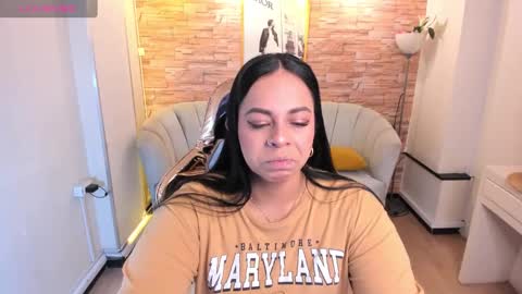 jimena  online show from February 21, 3:34 am